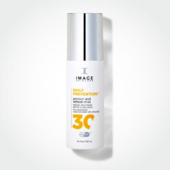DAILY PREVENTION - Protect and Refresh Mist SPF 30